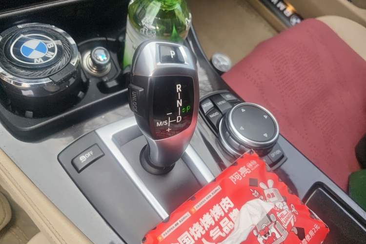 Used BMW 5 Series 2011 523Li Luxury Model Gear Lever