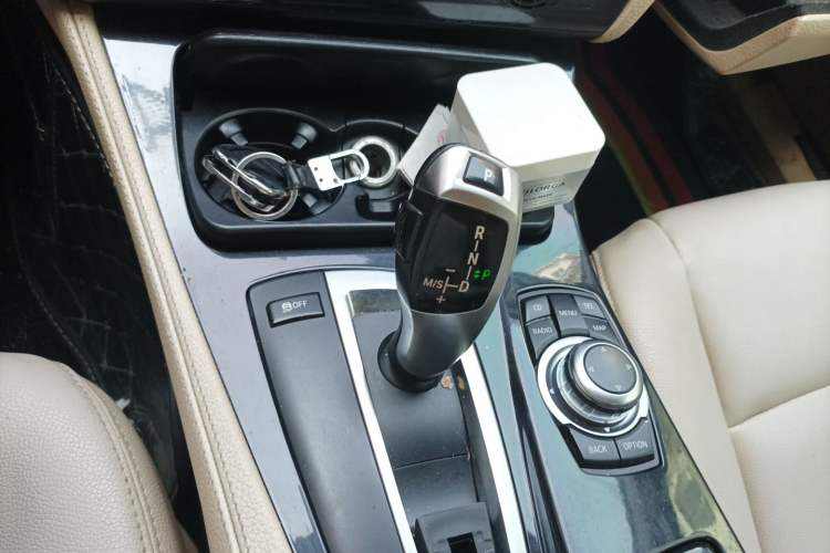 Used BMW 5 Series 2011 520Li Elegant Model Gear Lever