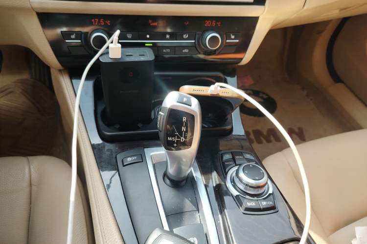 Used BMW 5 Series 2011 523Li Luxury Model Gear Lever