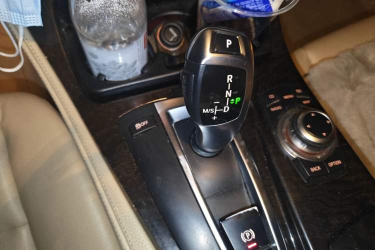 Used BMW 5 Series 2011 523i Leading Model Gear Lever