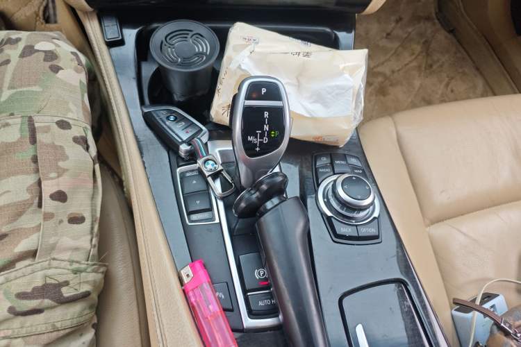 Used BMW 5 Series 2011 535Li Leading Model Gear Lever