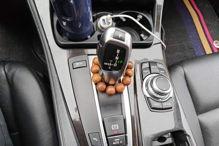Used BMW 5 Series 2011 523Li Leading Model Gear Lever