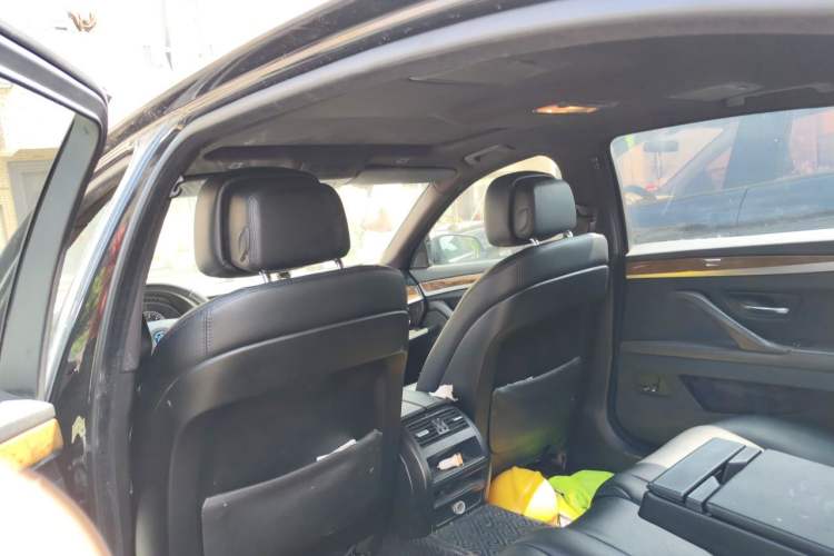 Used BMW 5 Series 2011 528Li Leading Model Headliner