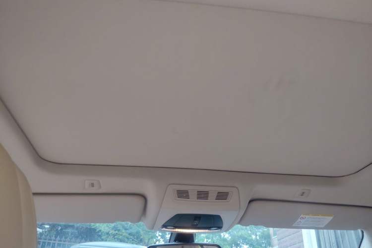 Used BMW 5 Series 2011 535i Luxury Sport Edition Headliner
