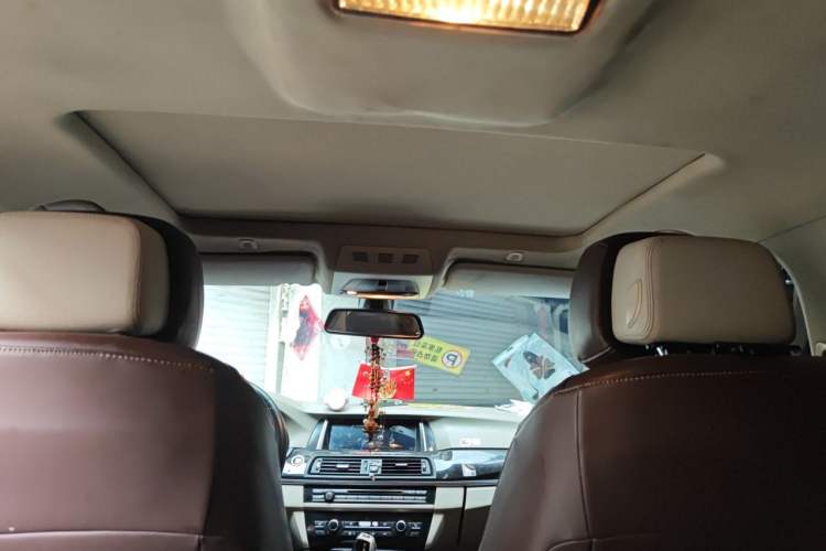 Used BMW 5 Series 2011 523Li Leading Model Headliner