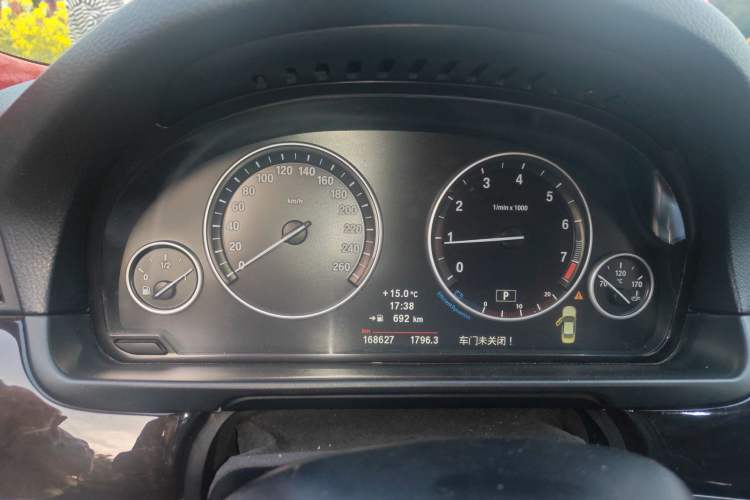 Used BMW 5 Series 2011 523Li Luxury Model Instrument Cluster