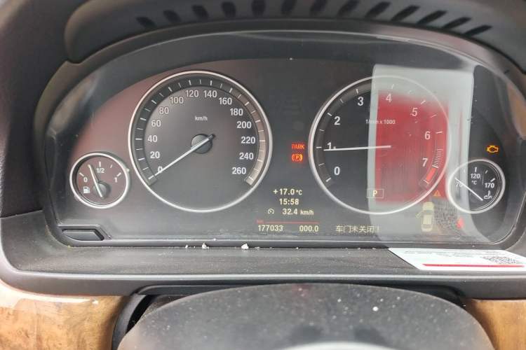 Used BMW 5 Series 2011 528Li Luxury Model Instrument Cluster
