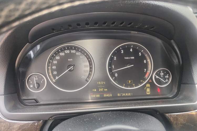 Used BMW 5 Series 2011 523Li Luxury Model Instrument Cluster
