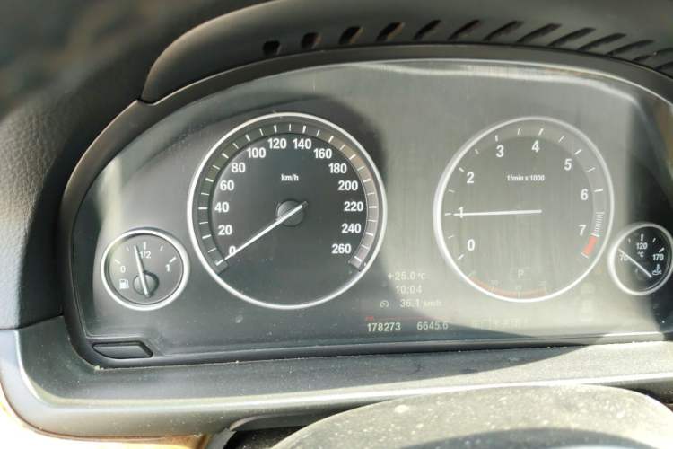 Used BMW 5 Series 2011 528Li Leading Model Instrument Cluster