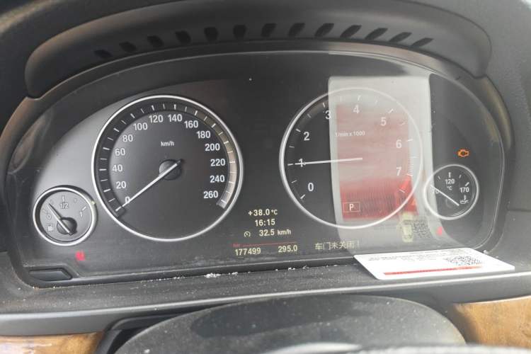 Used BMW 5 Series 2011 528Li Luxury Model Instrument Cluster