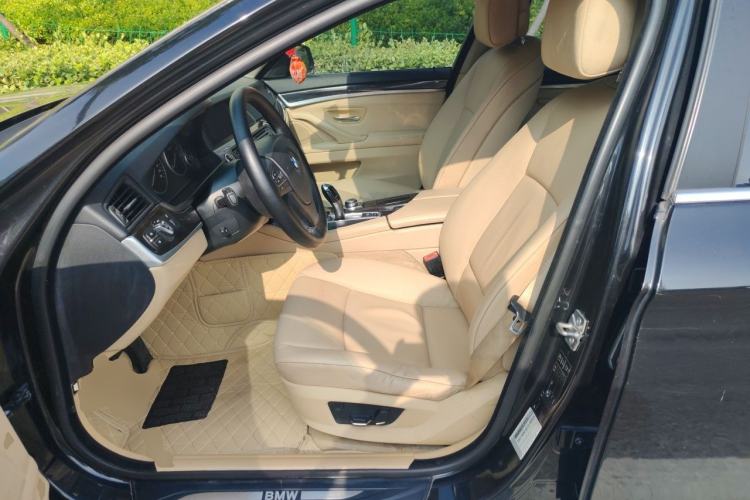 Used BMW 5 Series 2011 523Li Luxury Model Left Front Seat