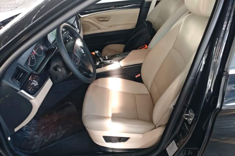 Used BMW 5 Series 2011 520Li Elegant Model Left Front Seat