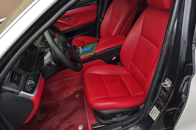 Used BMW 5 Series 2011 520Li Elegant Model Left Front Seat