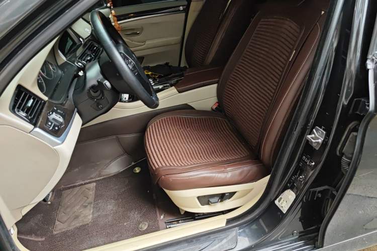 Used BMW 5 Series 2011 523Li Leading Model Left Front Seat
