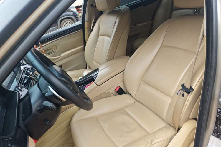 Used BMW 5 Series 2011 535Li Leading Model Left Front Seat