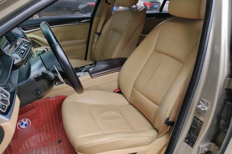 Used BMW 5 Series 2011 523Li Luxury Model Left Front Seat