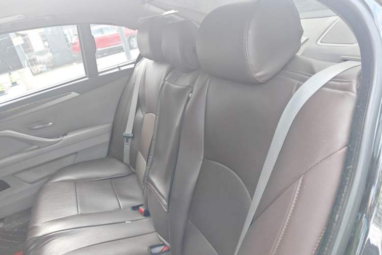 Used BMW 5 Series 2011 528Li Luxury Model Left Rear Seat
