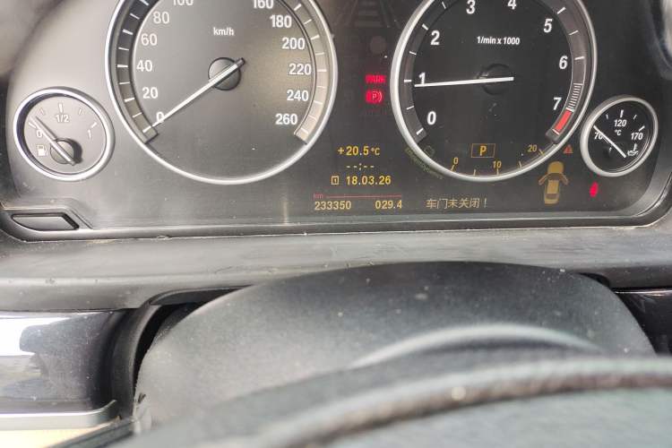 Used BMW 5 Series 2011 523Li Leading Model Odometer Close Up