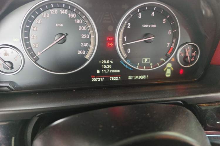 Used BMW 5 Series 2011 523Li Luxury Model Odometer Close Up