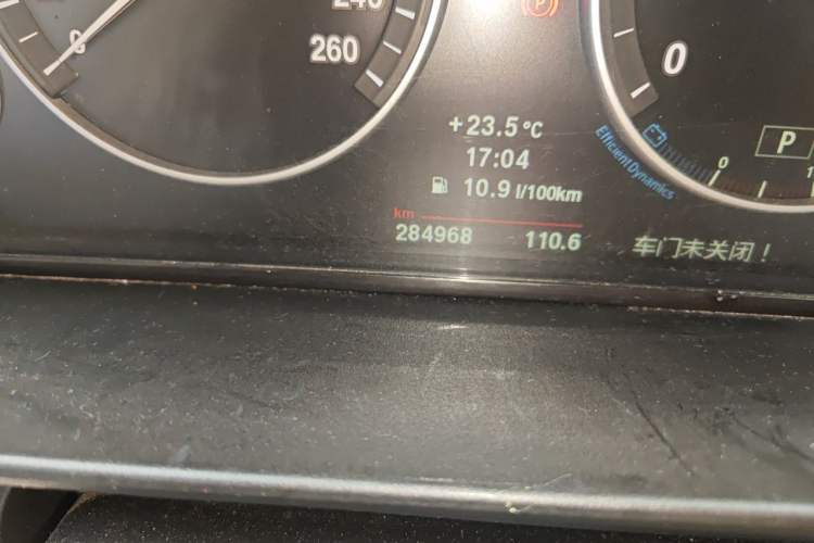 Used BMW 5 Series 2011 523Li Luxury Model Odometer Close Up