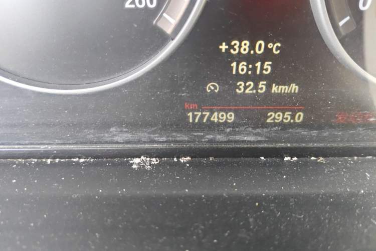 Used BMW 5 Series 2011 528Li Luxury Model Odometer Close Up