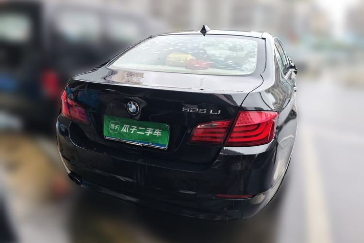 Used BMW 5 Series 2011 528Li Leading Model Rear