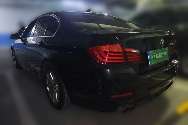 Used BMW 5 Series 2011 523i Leading Model Rear Left 45 Deg