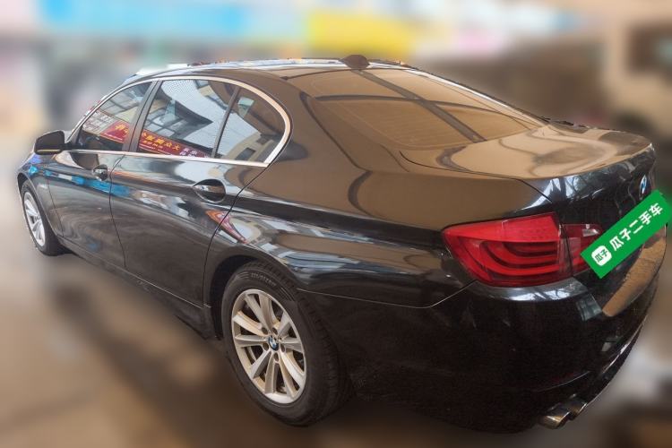 Used BMW 5 Series 2011 520Li Elegant Model Rear Left 45 Deg