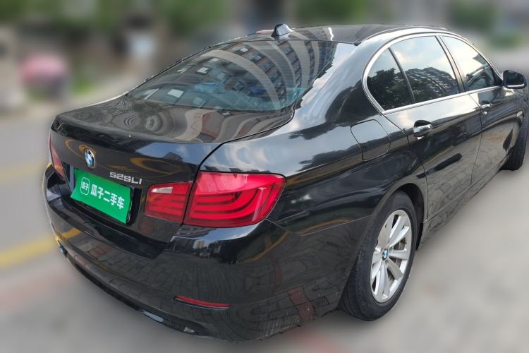 Used BMW 5 Series 2011 523Li Leading Model Rear Right 45 Deg