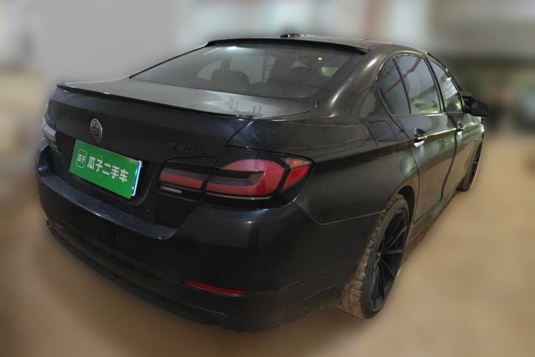 Used BMW 5 Series 2011 528Li Leading Model Rear Right 45 Deg