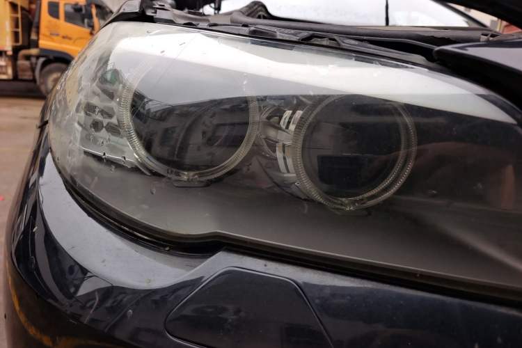 Used BMW 5 Series 2011 528Li Luxury Model Right Front Headlight