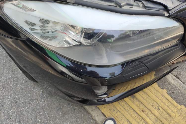 Used BMW 5 Series 2011 523Li Leading Model Right Front Headlight