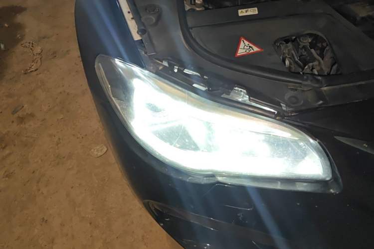 Used BMW 5 Series 2011 528Li Leading Model Right Front Headlight