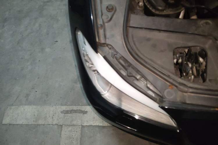 Used BMW 5 Series 2011 523Li Luxury Model Right Front Headlight
