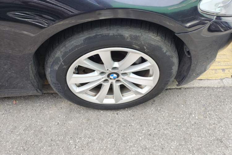 Used BMW 5 Series 2011 523Li Leading Model Right Front Wheel Hub