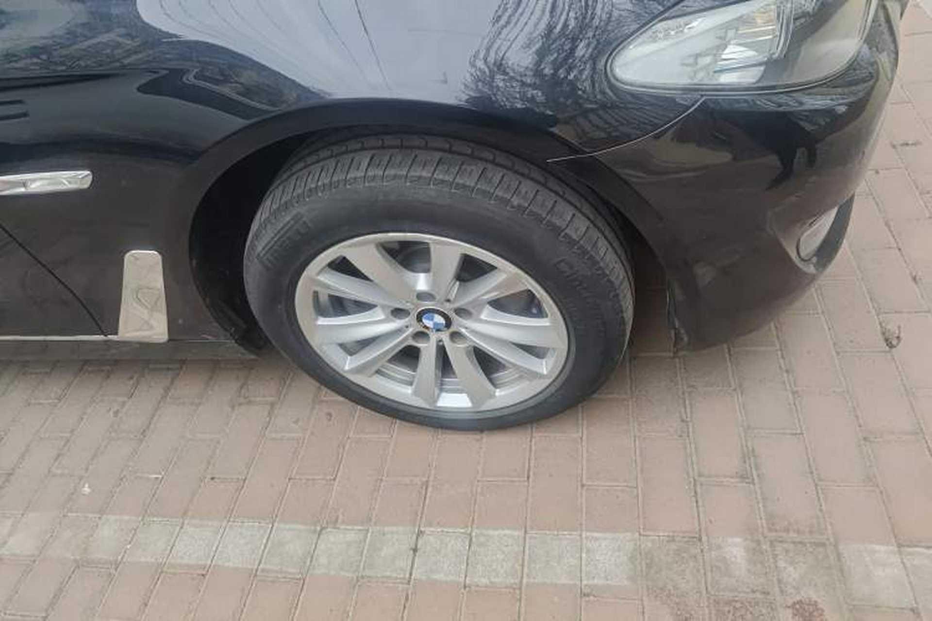 Used BMW 5 Series 2011 523Li Luxury Model Right Front Wheel Hub