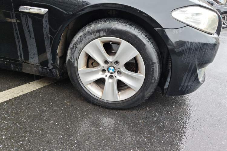 Used BMW 5 Series 2011 528Li Leading Model Right Front Wheel Hub