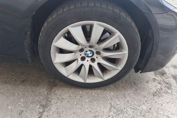 Used BMW 5 Series 2011 535i Sport Edition Right Front Wheel Hub