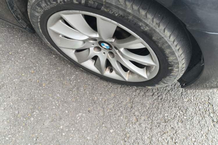Used BMW 5 Series 2011 535i xDrive Luxury Edition Right Front Wheel Hub