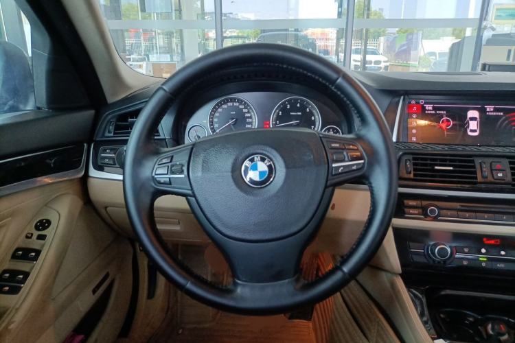 Used BMW 5 Series 2011 520Li Elegant Model Steering Wheel