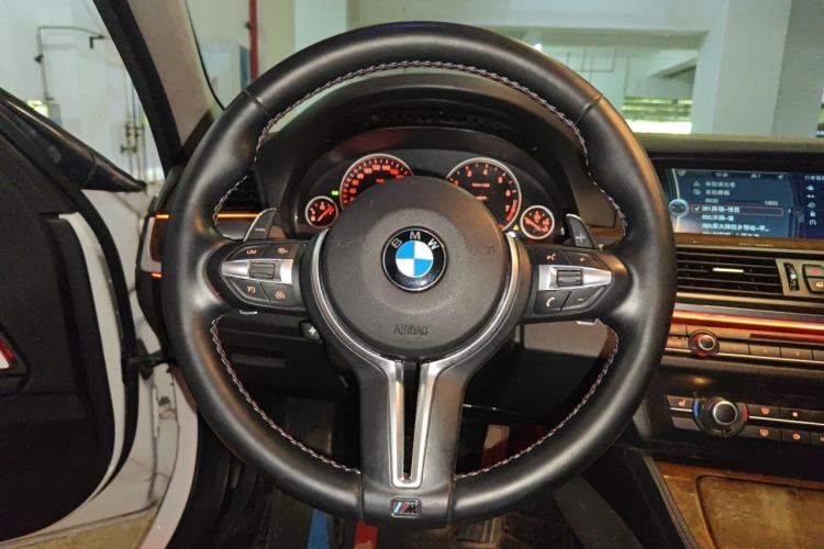 Used BMW 5 Series 2011 528Li Leading Model Steering Wheel
