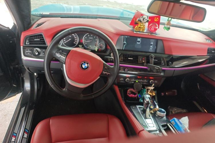 Used BMW 5 Series 2011 523Li Luxury Model Steering Wheel