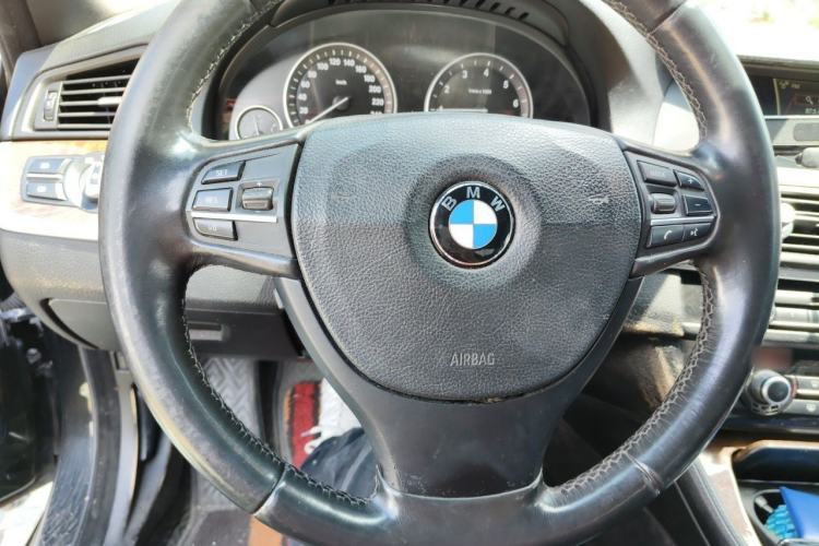 Used BMW 5 Series 2011 528Li Leading Model Steering Wheel