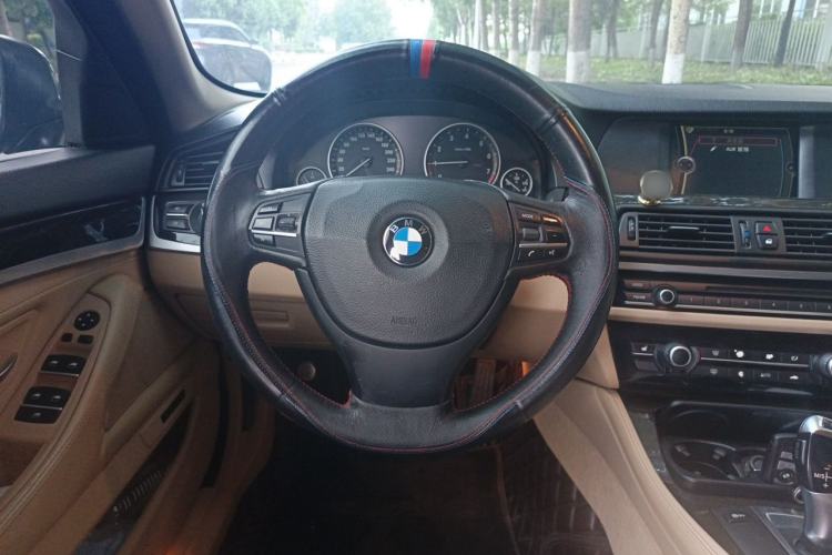 Used BMW 5 Series 2011 523Li Leading Model Steering Wheel