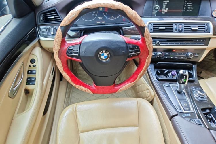 Used BMW 5 Series 2011 523Li Luxury Model Steering Wheel