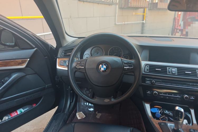 Used BMW 5 Series 2011 528Li Leading Model Steering Wheel