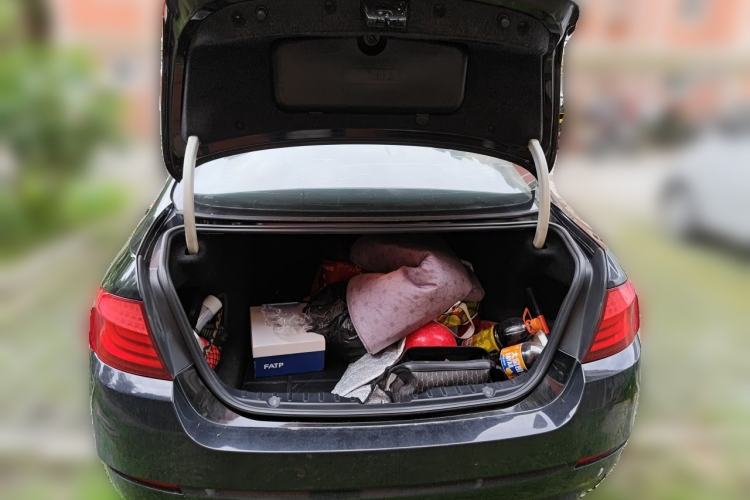 Used BMW 5 Series 2011 523Li Leading Model Trunk