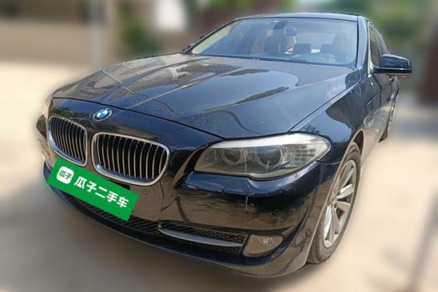 BMW 5 Series 2011 523Li Luxury Model مستعملة
