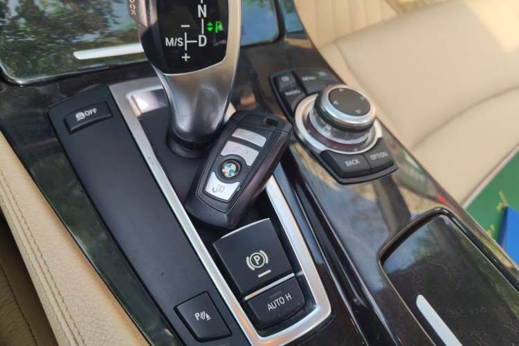 Used BMW 5 Series 2011 523Li Luxury Model Vehicle Key