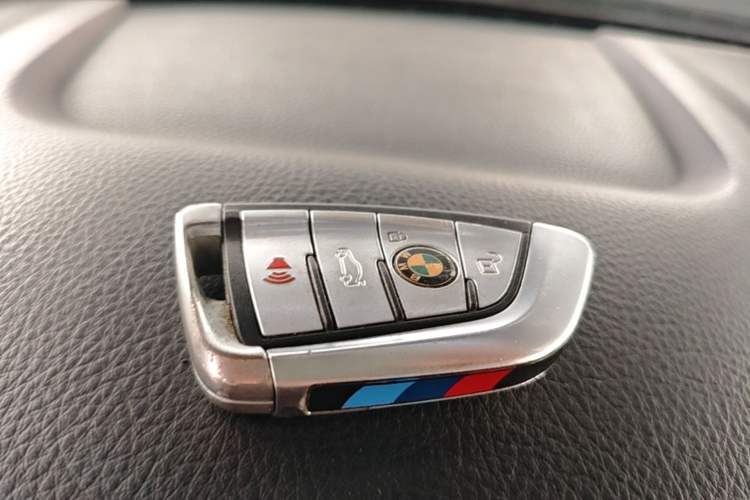 Used BMW 5 Series 2011 520Li Elegant Model Vehicle Key